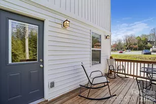 688 Dairy St, Hendersonville, NC 28739 - Photo 27