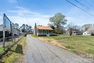 2106 Statesville Hwy, Mooresville, NC 28115 - Photo 3