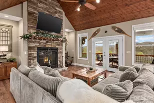 193 Youngs Cove Rd, Candler, NC 28715 - Photo 7