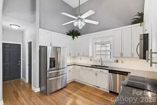 9101 Pitcairn Dr, Tega Cay, SC 29708 - Photo 19