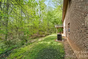 412 E Poplar St, Stanley, NC 28164 - Photo 29