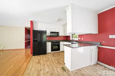 412 E Poplar Street, Stanley, NC 28164 - Photo 13