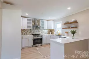 8000 Chapman St, Charlotte, NC 28216 - Photo 11