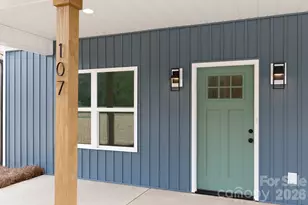 107 Brown St, Clover, SC 29710 - Photo 3