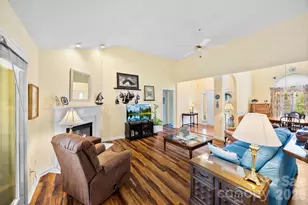 909 Blackburn Ct, Gastonia, NC 28056 - Photo 9