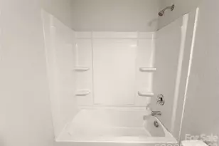 3013 Chatuge Ct, Charlotte, NC 28214 - Photo 17