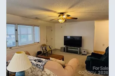 200 Dartcrest Drive, Hendersonville, NC 28792 - Photo 13