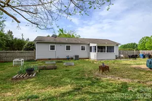 130 Fort Dobbs Rd, Statesville, NC 28625 - Photo 23