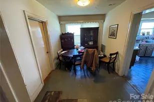 402 Norwood St SW, Lenoir, NC 28645 - Photo 7