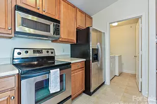 11873 Ridgeway Park Dr, Charlotte, NC 28277 - Photo 7