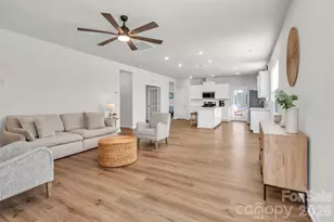 1745 Otter Perch Ln, Fort Mill, SC 29715 - Photo 3