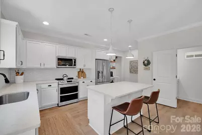 7526 Fairway Villa Circle, Denver, NC 28037 - Photo 9