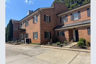 1012 Queens Road #Apt C, Charlotte, NC 28207 - Photo 3