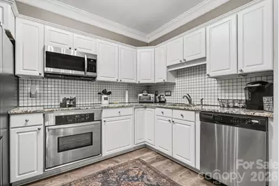 1012 Queens Road #Apt C, Charlotte, NC 28207 - Photo 15