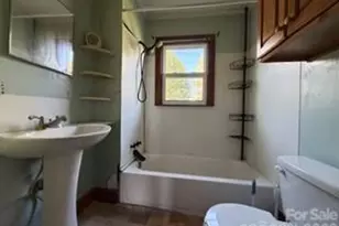 123 Stonewood Rd, Elkin, NC 28621 - Photo 5