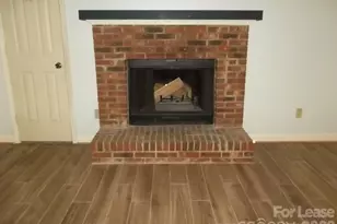 2141 Selwyn Ave, Charlotte, NC 28207 - Photo 5