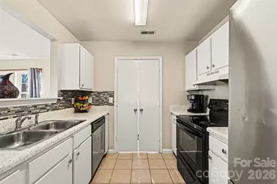 432 Coxe Avenue, Charlotte, NC 28208 - Photo 13