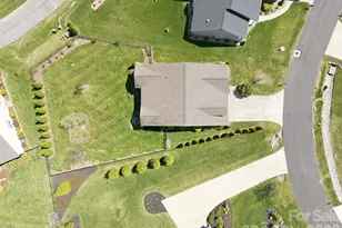 82 Blacksmith Run Dr, Hendersonville, NC 28792 - Photo 5