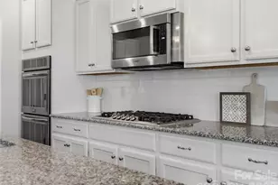 932 Twin Valley Way, Fort Mill, SC 29715 - Photo 9