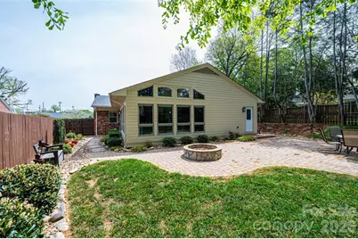923 1st Street NE, Hickory, NC 28601 - Photo 5