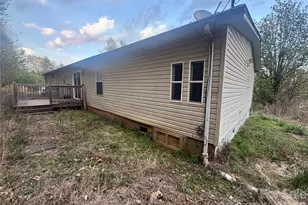 819 Milton Ave SW, Valdese, NC 28690 - Photo 3