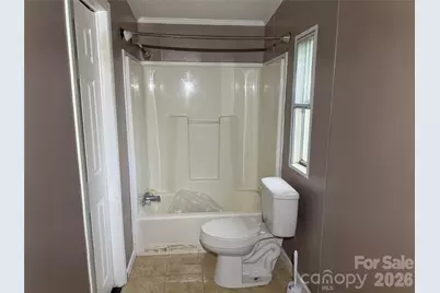 819 Milton Avenue SW, Valdese, NC 28690 - Photo 7