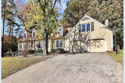 5815 Chapel Creek Court, Charlotte, NC 28226 - Photo 3