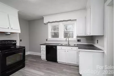 2645 Kool Park Road NE, Hickory, NC 28601 - Photo 7