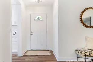 7606 Walnut Wood Dr, Charlotte, NC 28227 - Photo 5