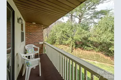 103 Oakwood Place #4, Hendersonville, NC 28792 - Photo 7