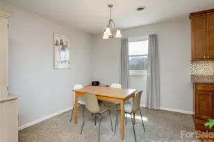 103 Oakwood Pl, Hendersonville, NC 28792 - Photo 9