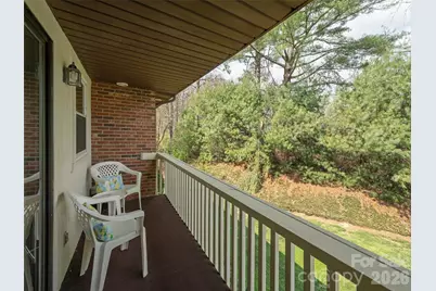 103 Oakwood Place #4, Hendersonville, NC 28792 - Photo 5