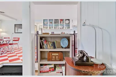 8 Concord Road, Asheville, NC 28803 - Photo 23