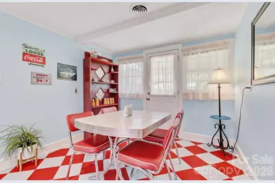 8 Concord Road, Asheville, NC 28803 - Photo 3