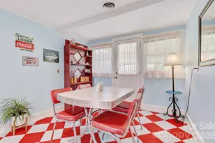 8 Concord Rd, Asheville, NC 28803 - Photo 3