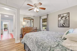 8 Concord Rd, Asheville, NC 28803 - Photo 7