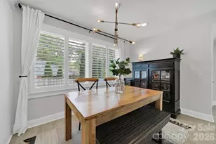 517 Inwood Dr, Charlotte, NC 28209 - Photo 9