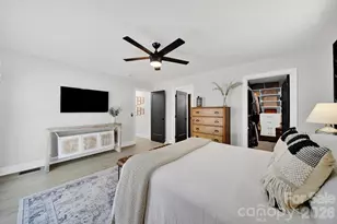 517 Inwood Dr, Charlotte, NC 28209 - Photo 15