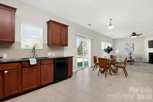 903 Traditions Park Dr, Pineville, NC 28134 - Photo 17