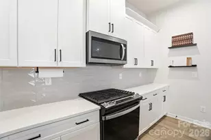 7104 Wayfarer Dr, Charlotte, NC 28269 - Photo 7