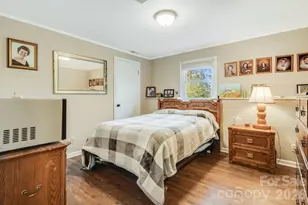 99 S Rowe Rd, Hendersonville, NC 28792 - Photo 15