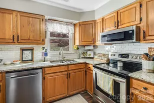 99 S Rowe Rd, Hendersonville, NC 28792 - Photo 11