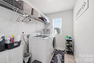 2010 Red Ash Dr, Charlotte, NC 28215 - Photo 31