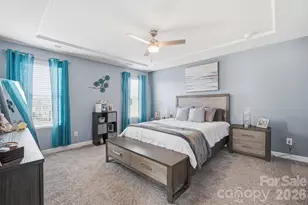 2010 Red Ash Dr, Charlotte, NC 28215 - Photo 17