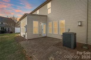 4615 Memphian Ct, Charlotte, NC 28210 - Photo 3