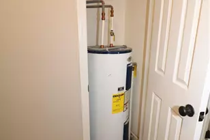 5878 Prescott Ct, Charlotte, NC 28269 - Photo 15