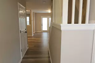 5878 Prescott Ct, Charlotte, NC 28269 - Photo 3