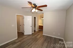 5878 Prescott Ct, Charlotte, NC 28269 - Photo 19