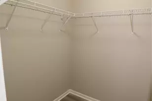 5878 Prescott Ct, Charlotte, NC 28269 - Photo 23