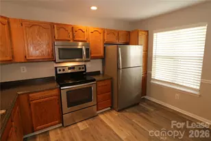 5878 Prescott Ct, Charlotte, NC 28269 - Photo 11